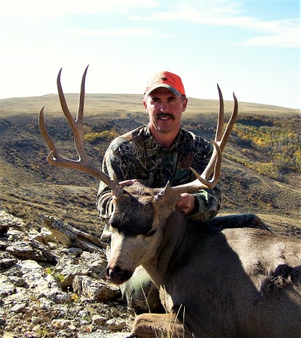Wyoming Milliron TJ outfitting Mule Deer Hunting at its finest.