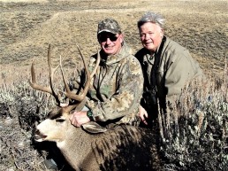 Wyoming Mule Deer Hunting Milliron TJ outfitting